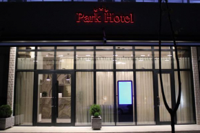Отель Park Hotel  Тирана